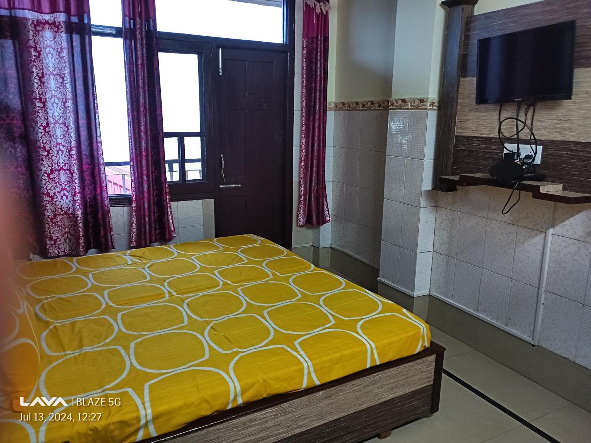 Krishna Holiday Guest House Block II Dharamshala Exterior photo